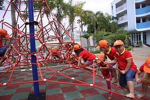 Thiết bị leo dây